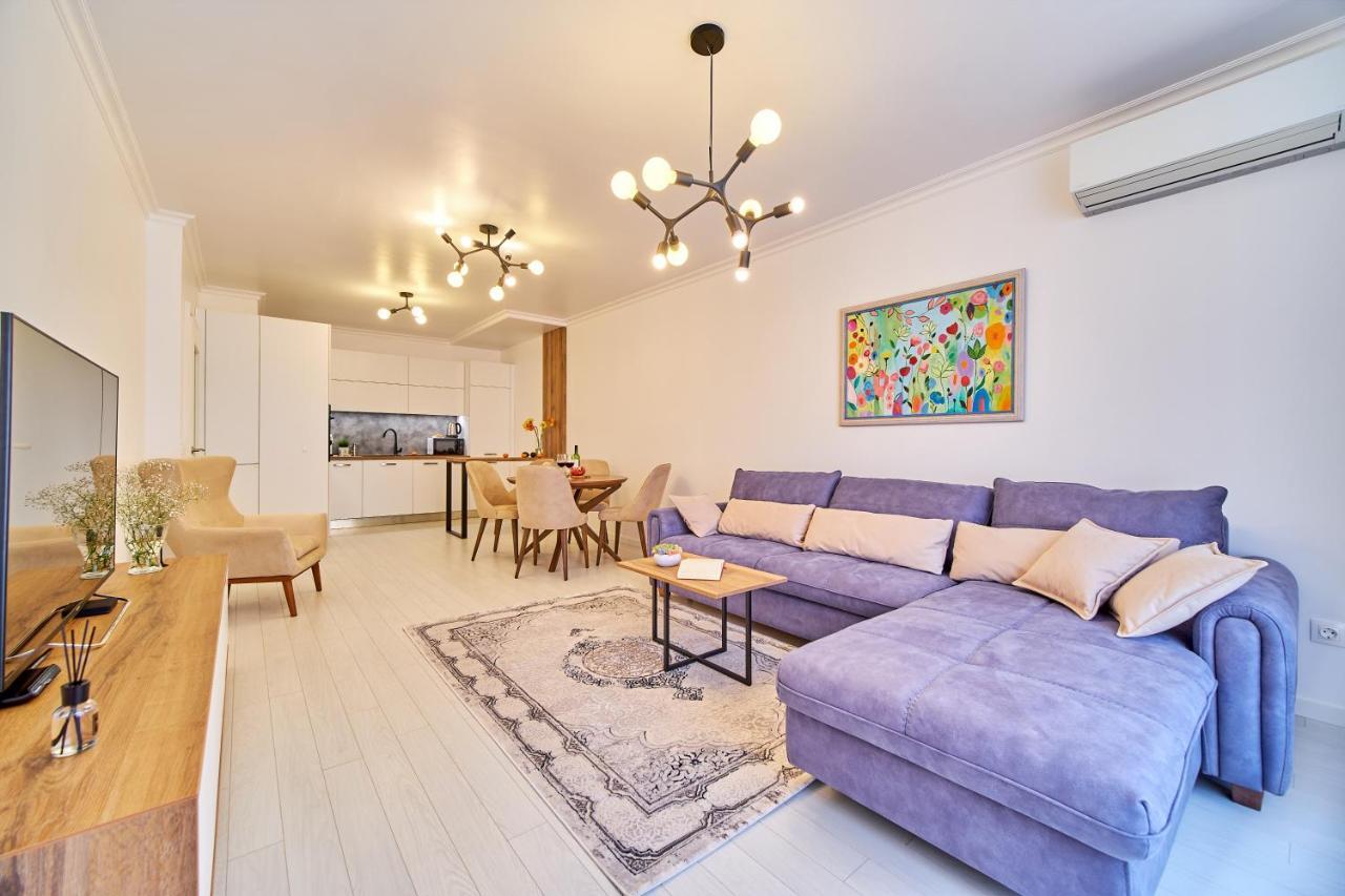 Premium Center Apartment In Grand Karavel Varna Buitenkant foto