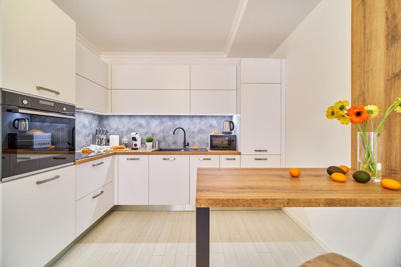 Premium Center Apartment In Grand Karavel Varna Buitenkant foto